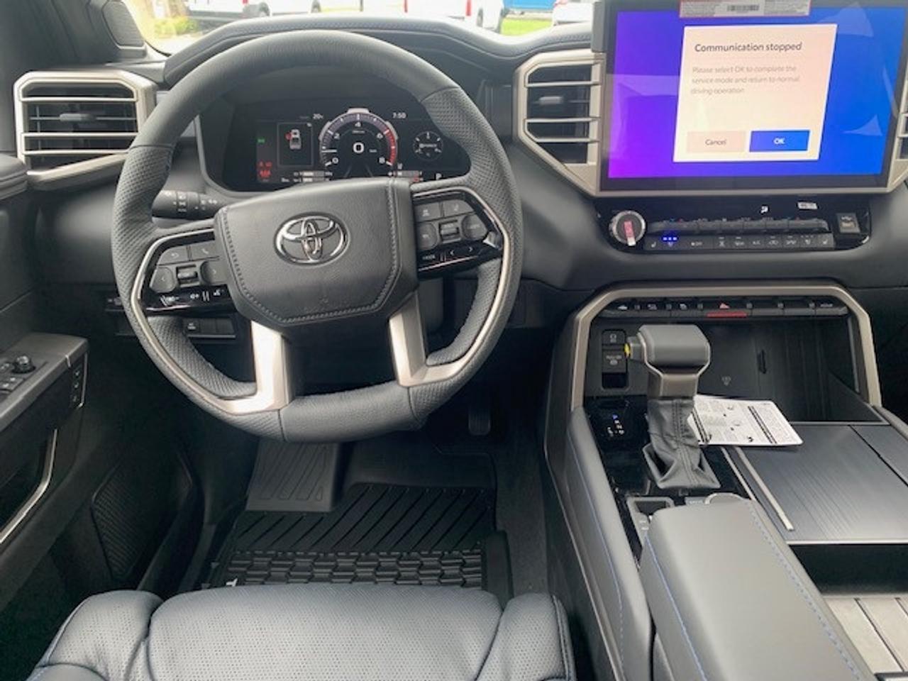 2026 Toyota Tundra Platinum Sexy white platinum. Photo