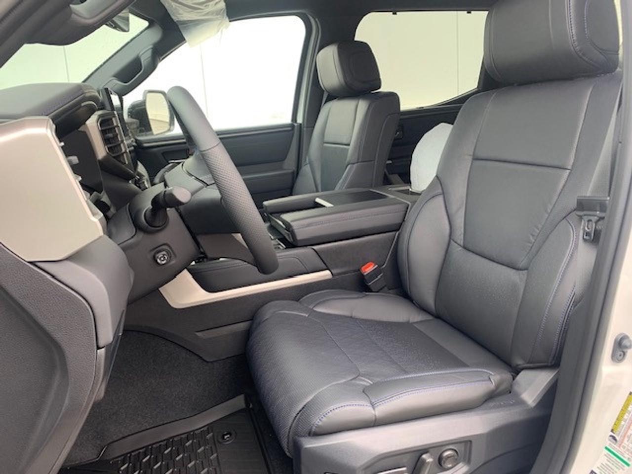 2026 Toyota Tundra Platinum Sexy white platinum. Photo
