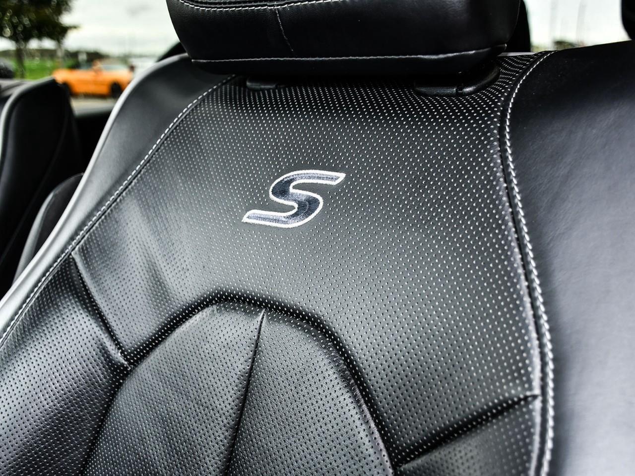 2024 Chrysler Pacifica Hybrid Select HYBRID | NAV | SUNROOF | HTD & COOLED SEATS | HTD STEERING Photo