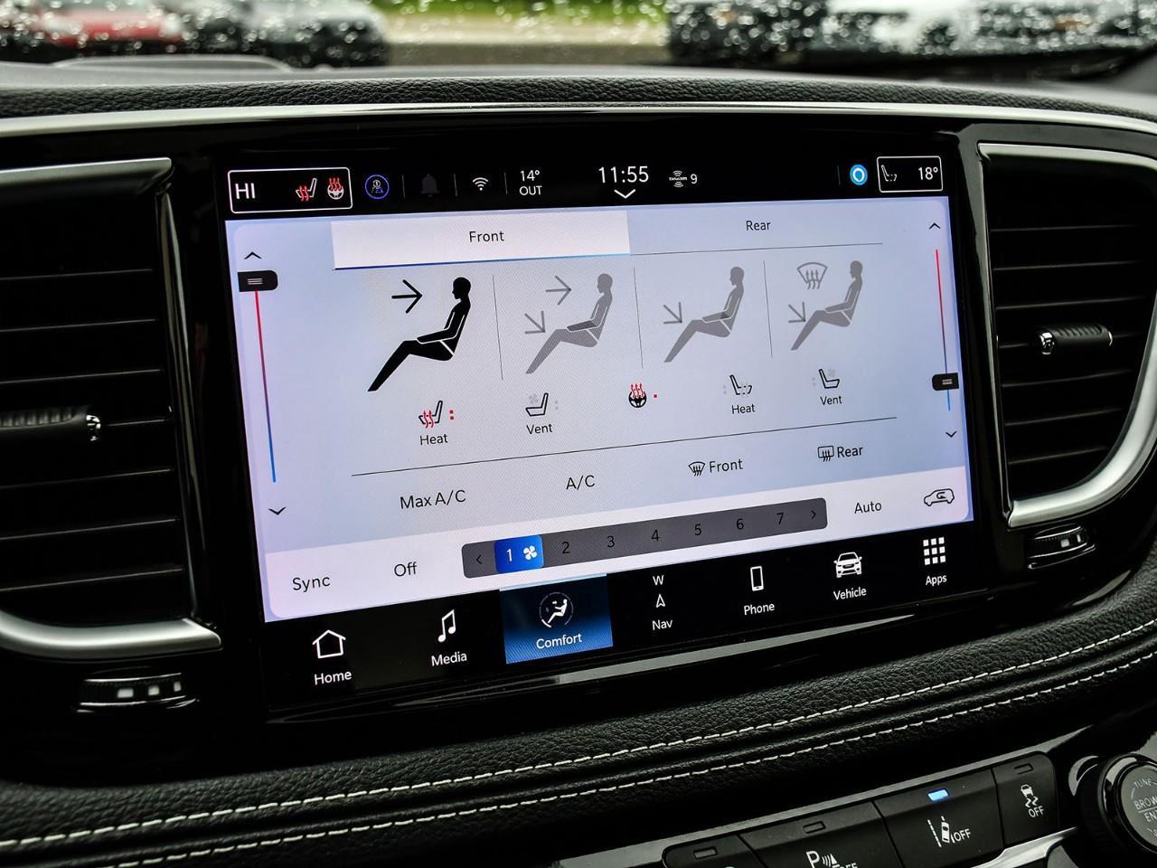 2024 Chrysler Pacifica Hybrid Select HYBRID | NAV | SUNROOF | HTD & COOLED SEATS | HTD STEERING Photo