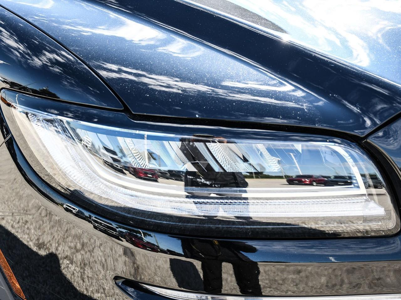 2023 Lincoln Nautilus Reserve NAV | SUNROOF | HTD & COOLED SEATS | REMOTE START Photo
