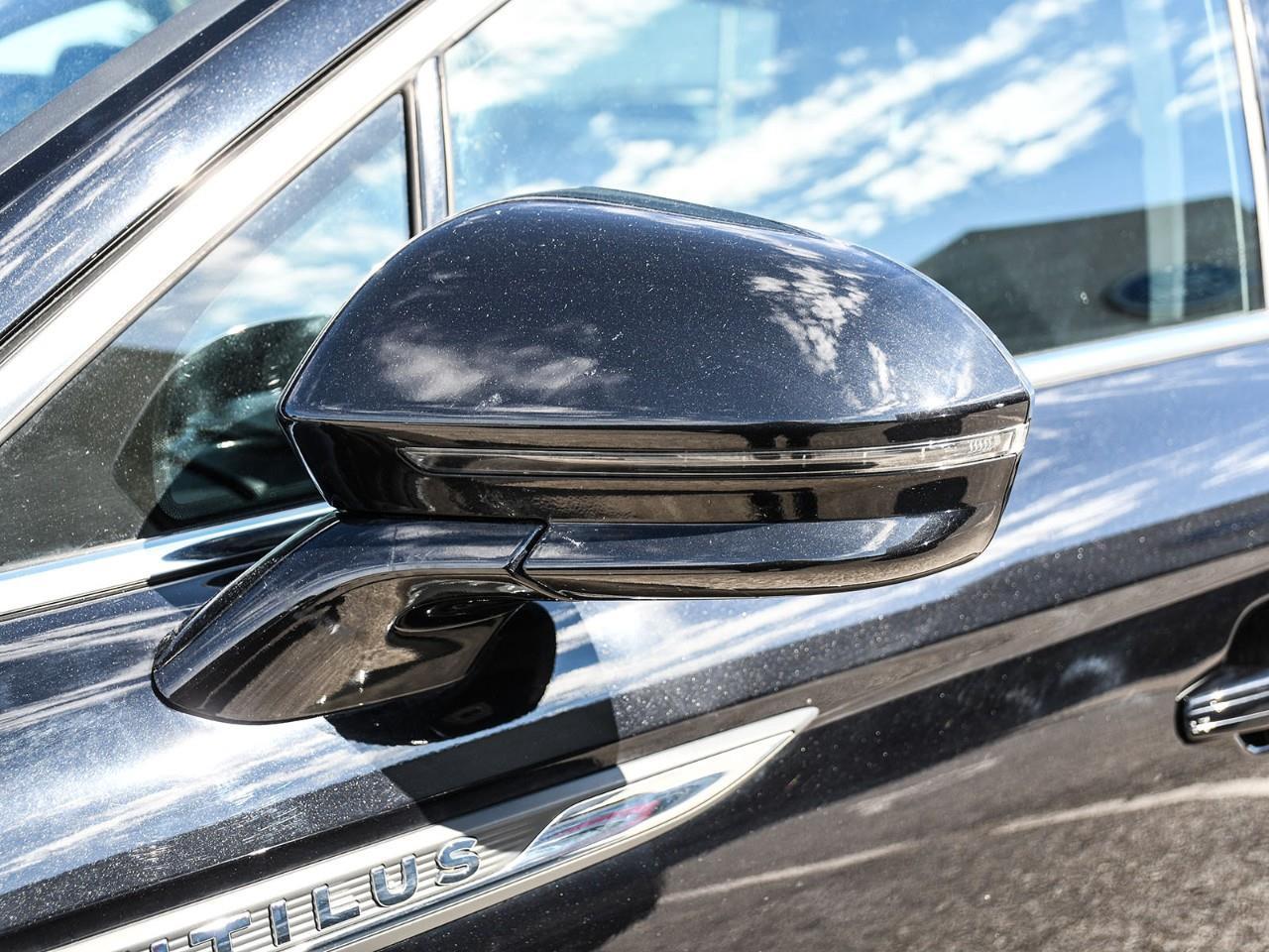 2023 Lincoln Nautilus Reserve NAV | SUNROOF | HTD & COOLED SEATS | REMOTE START Photo