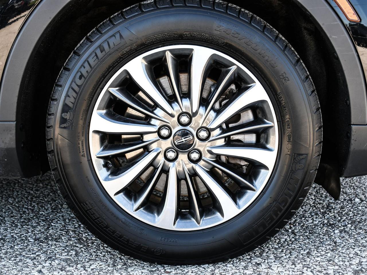 2023 Lincoln Nautilus Reserve NAV | SUNROOF | HTD & COOLED SEATS | REMOTE START Photo