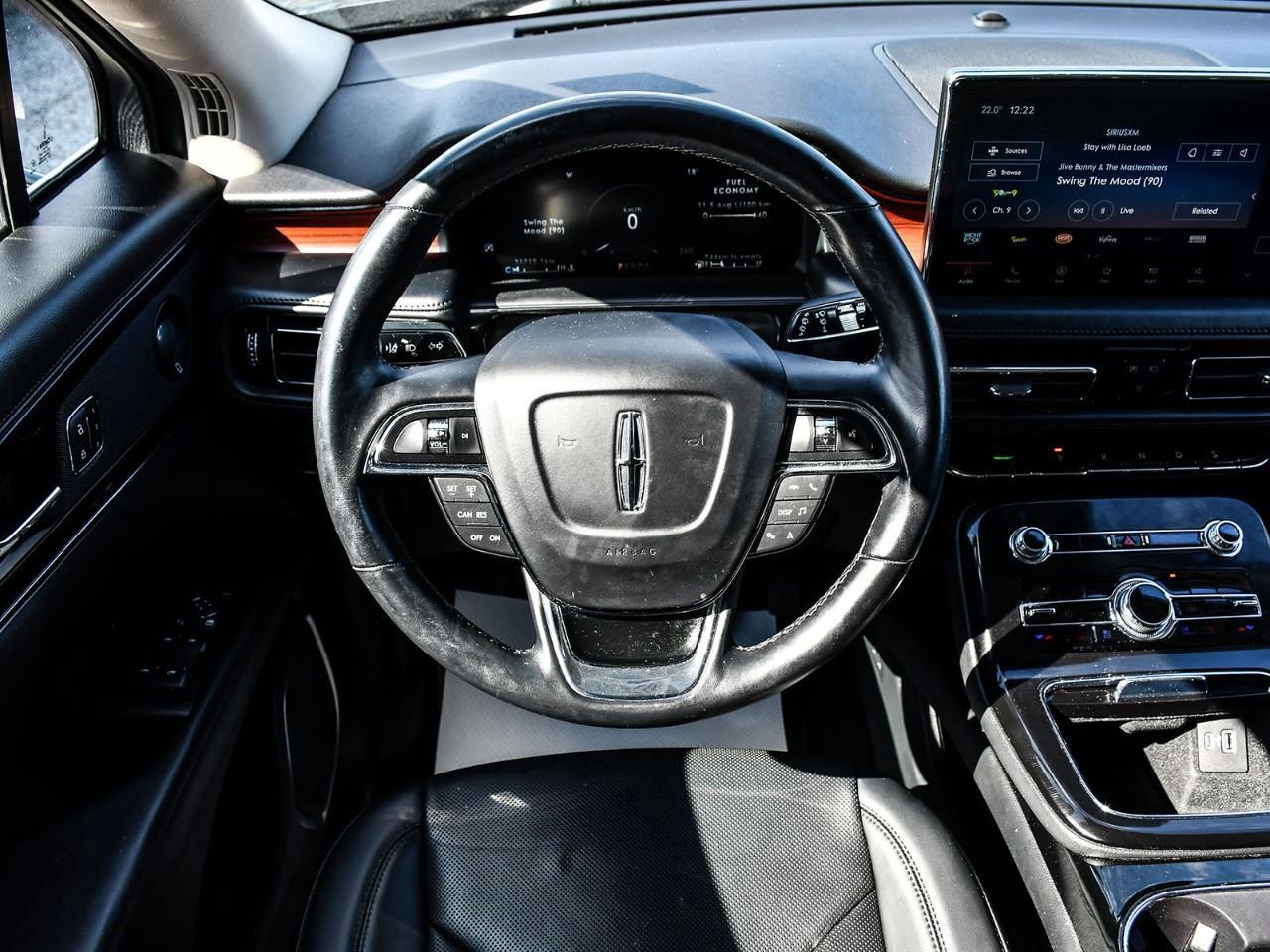 2023 Lincoln Nautilus Reserve NAV | SUNROOF | HTD & COOLED SEATS | REMOTE START Photo
