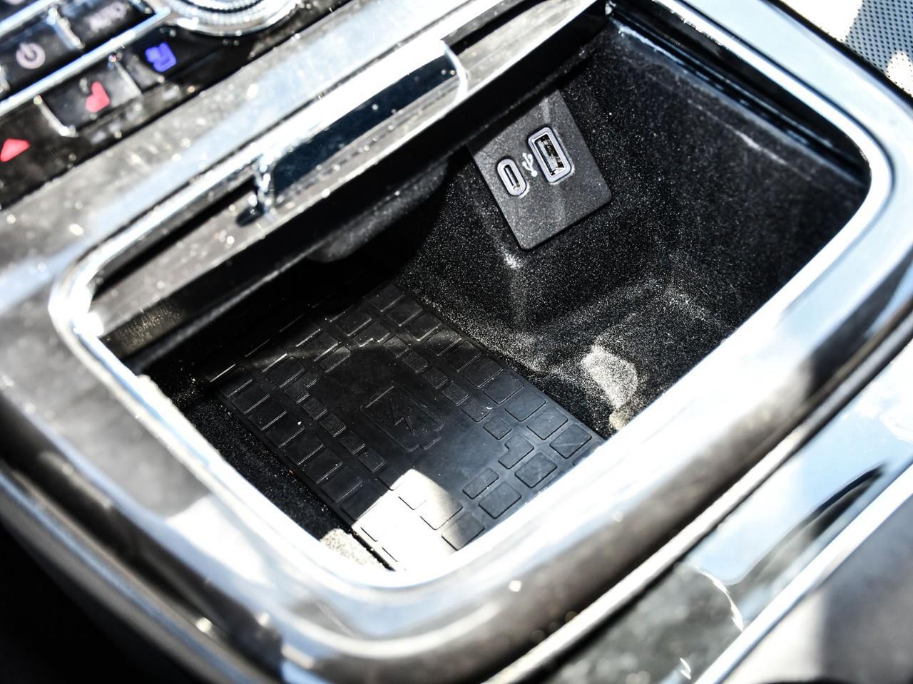 2023 Lincoln Nautilus Reserve NAV | SUNROOF | HTD & COOLED SEATS | REMOTE START Photo
