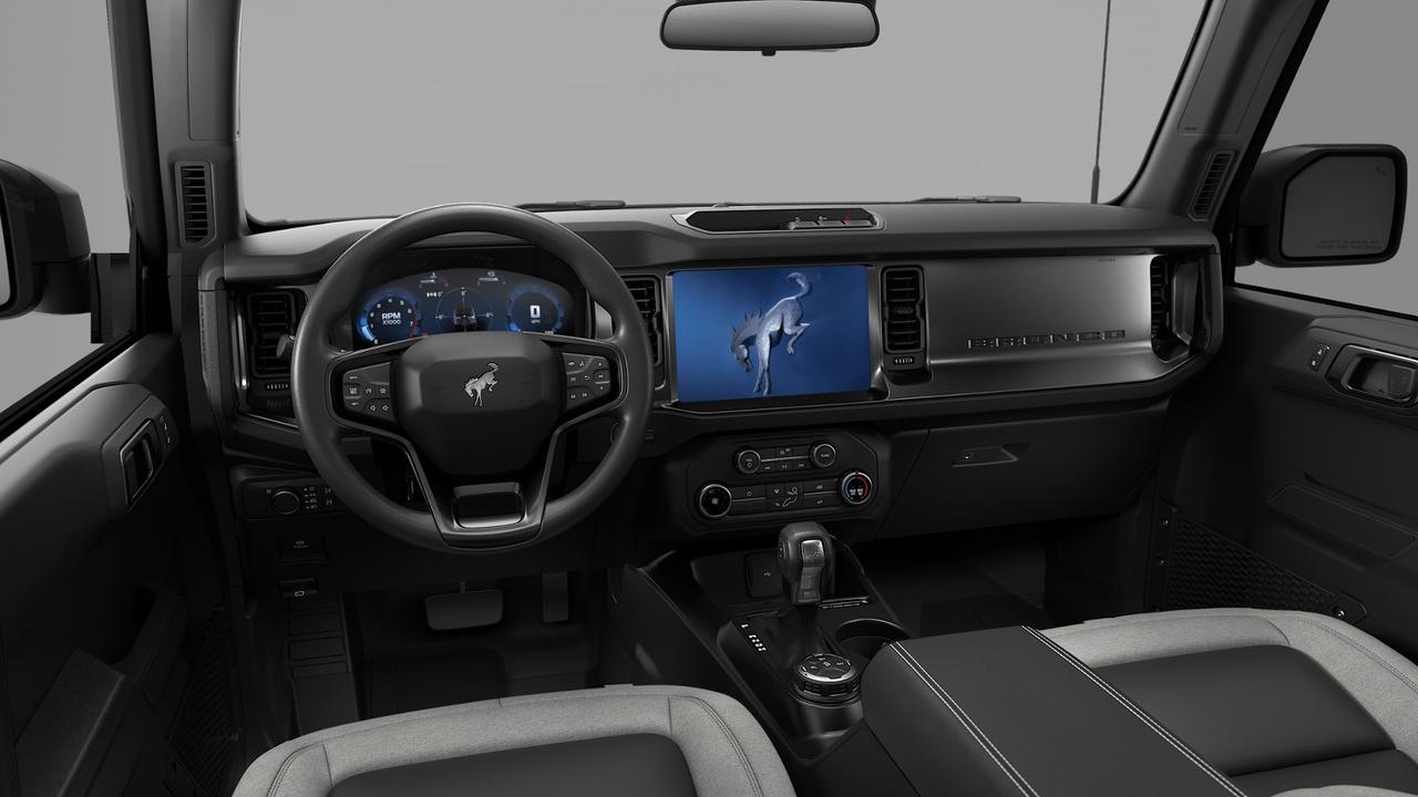 2026 Ford Bronco Base Photo5