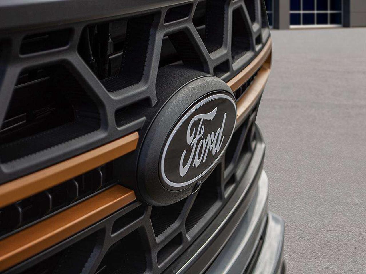 2026 Ford F-150 Tremor 4WD SuperCrew 5.5' Box Photo