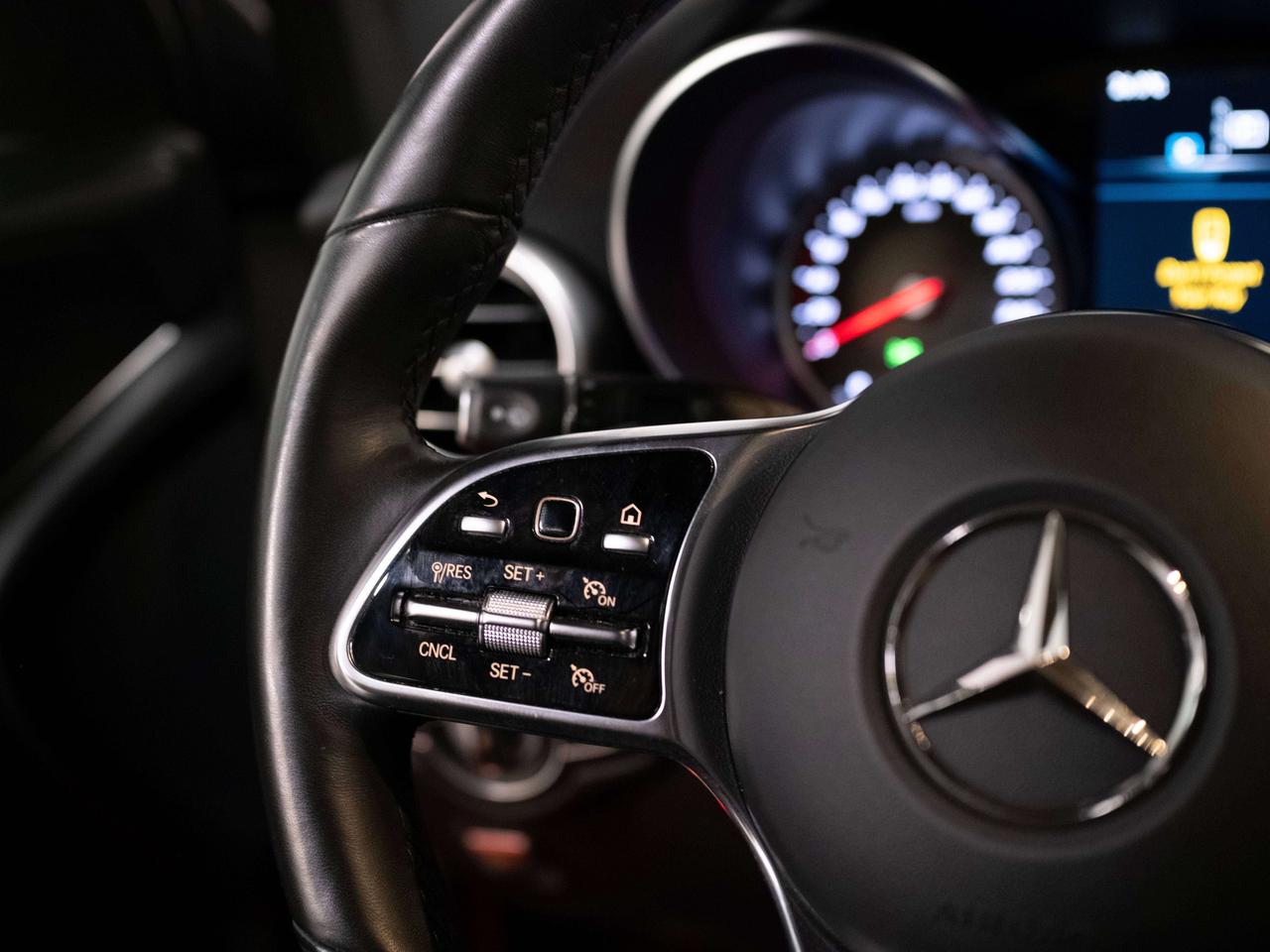 2020 Mercedes-Benz GLC 300 | AMG | PREMIUM ONE | NIGHT PKG Photo
