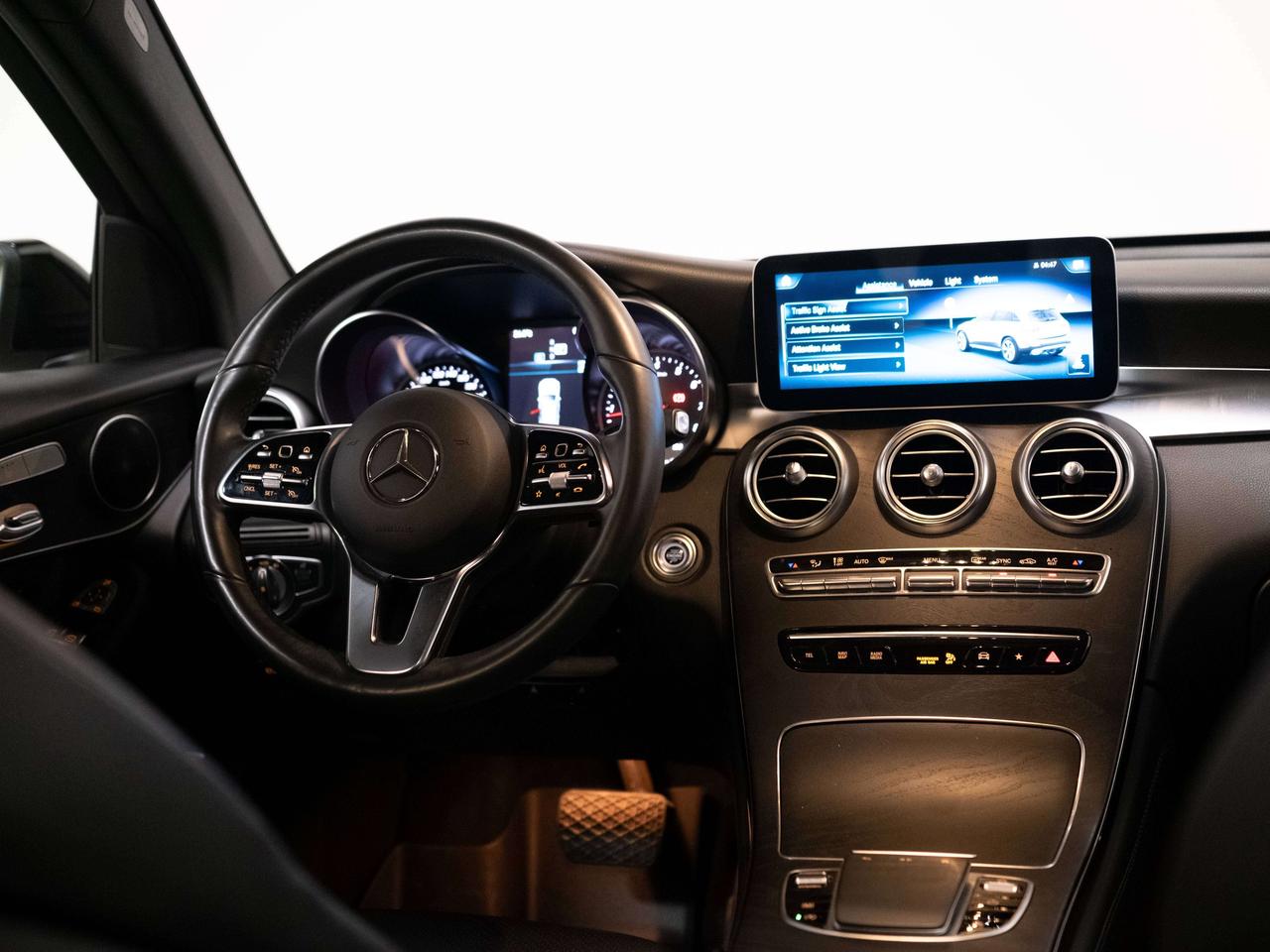 2020 Mercedes-Benz GLC 300 | AMG | PREMIUM ONE | NIGHT PKG Photo