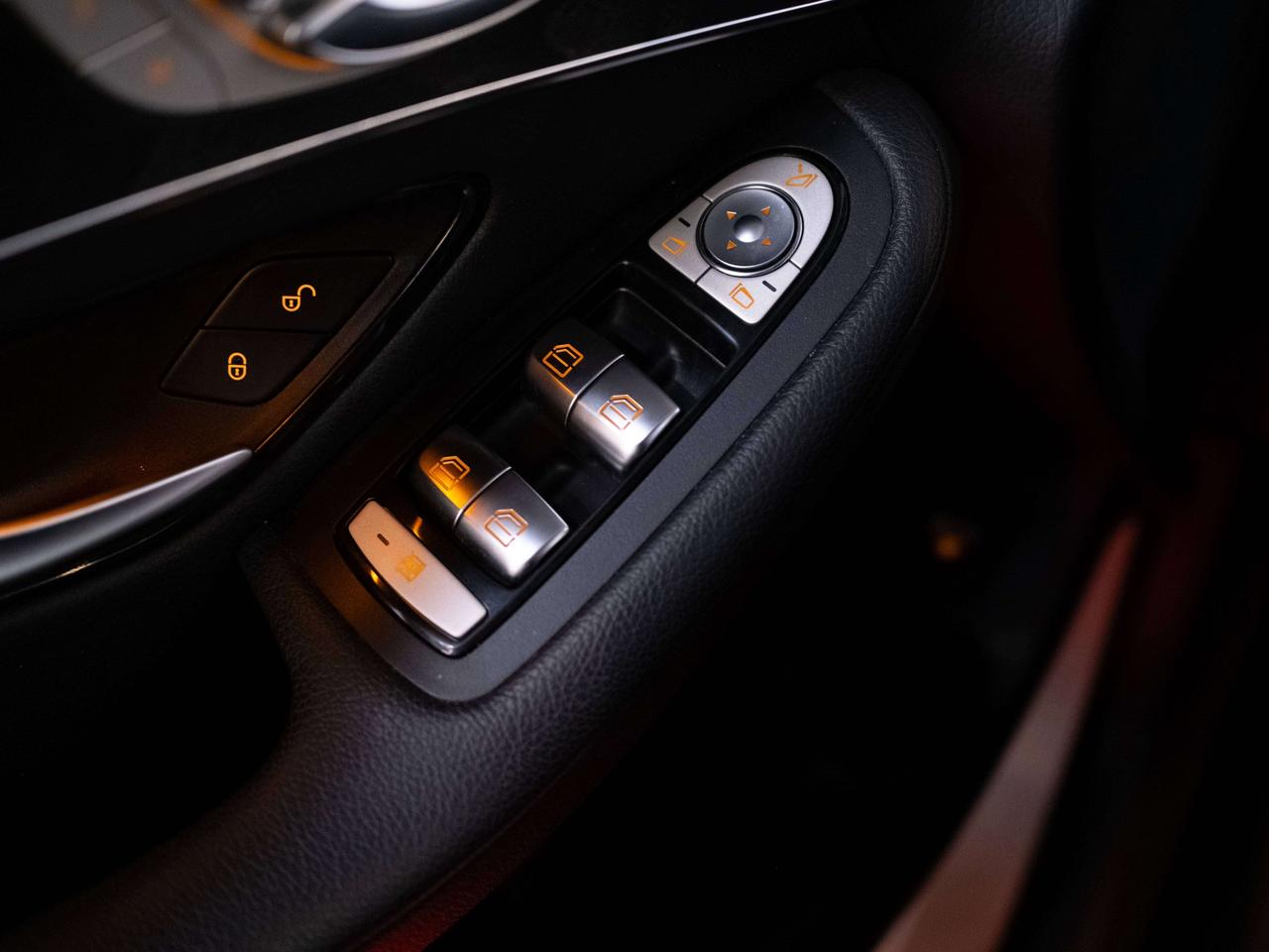 2020 Mercedes-Benz GLC 300 | AMG | PREMIUM ONE | NIGHT PKG Photo