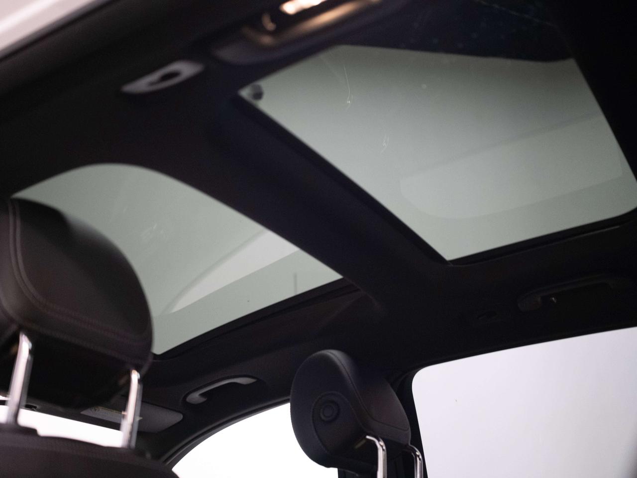 2020 Mercedes-Benz GLC 300 | AMG | PREMIUM ONE | NIGHT PKG Photo