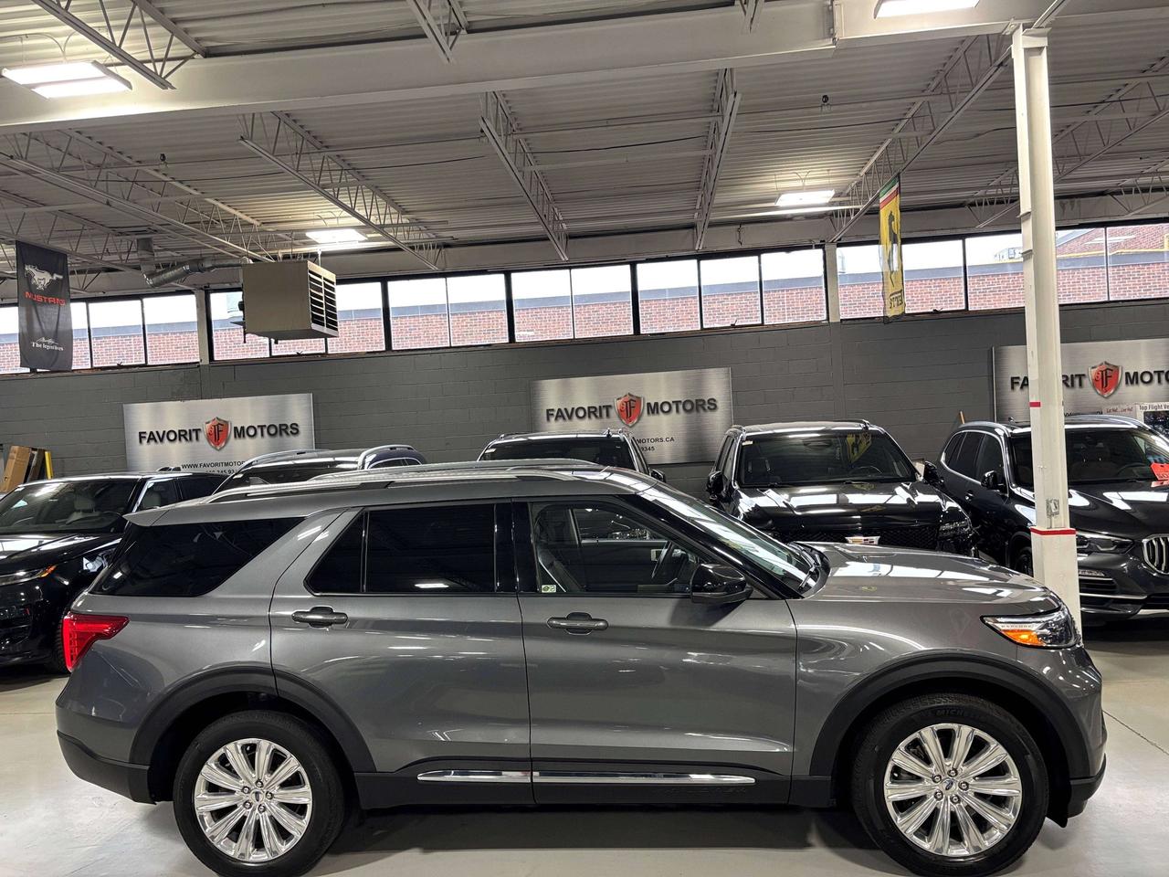 2022 Ford Explorer Limited|HYBRID|4WD|7PASS|NAV|LEATHER|360CAM|PANO|+ Photo