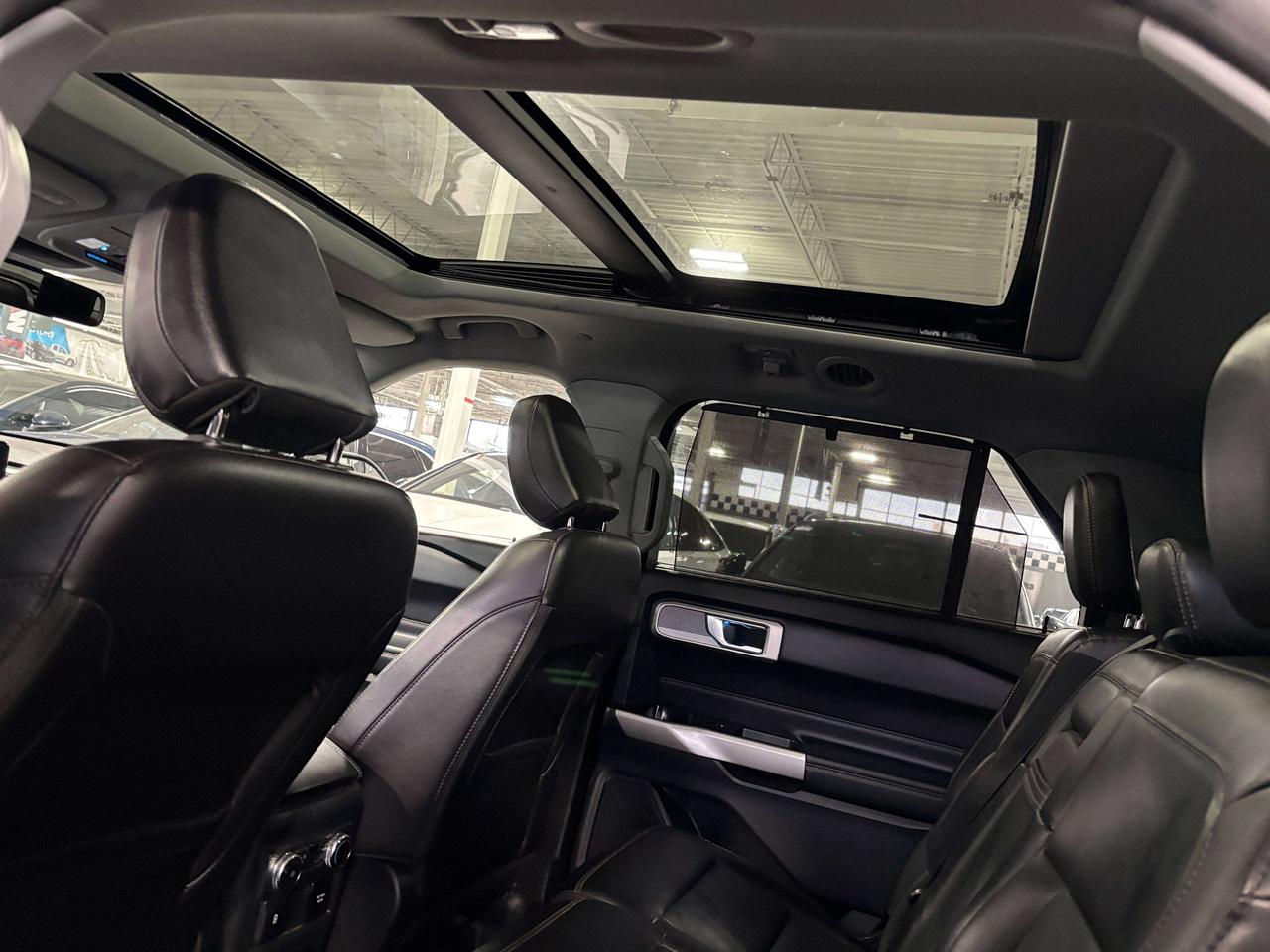 2022 Ford Explorer Limited|HYBRID|4WD|7PASS|NAV|LEATHER|360CAM|PANO|+ Photo