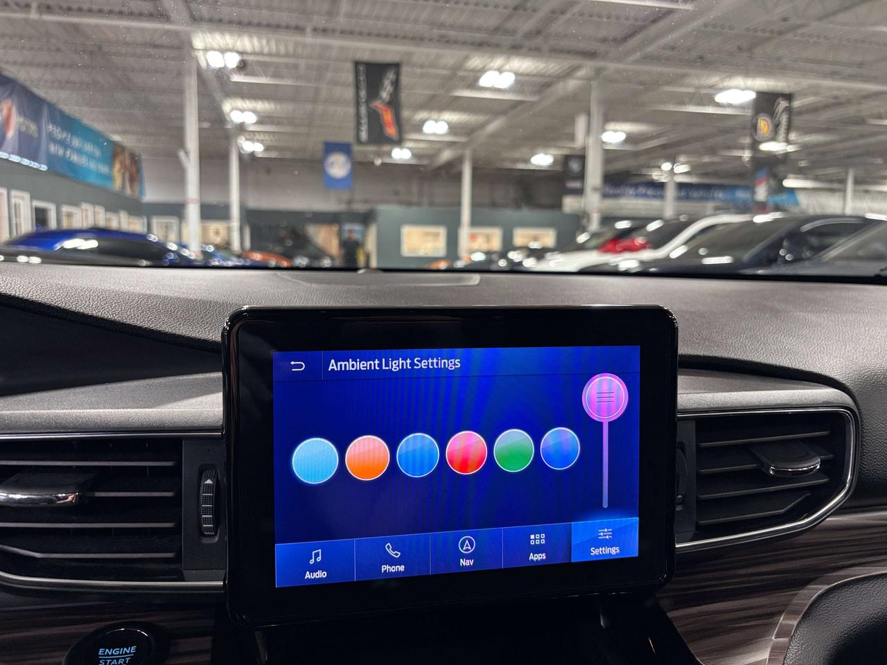 2022 Ford Explorer Limited|HYBRID|4WD|7PASS|NAV|LEATHER|360CAM|PANO|+ Photo