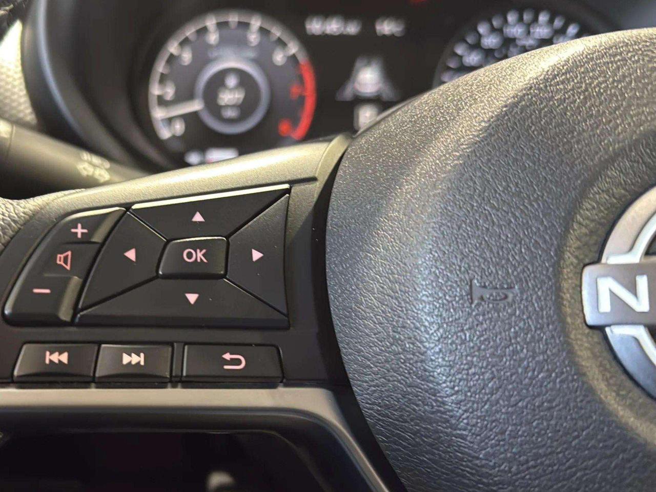 2024 Nissan Kicks SV | CLEAN CARFAX | CARPLAY | HTD SEATS | Photo
