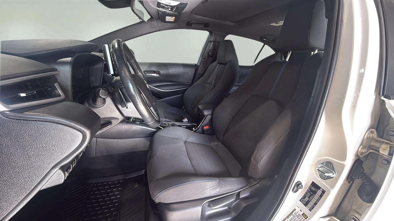 2021 Toyota Corolla SE | SUNROOF | HTD SEATS | PUSH START| CARPLAY Photo