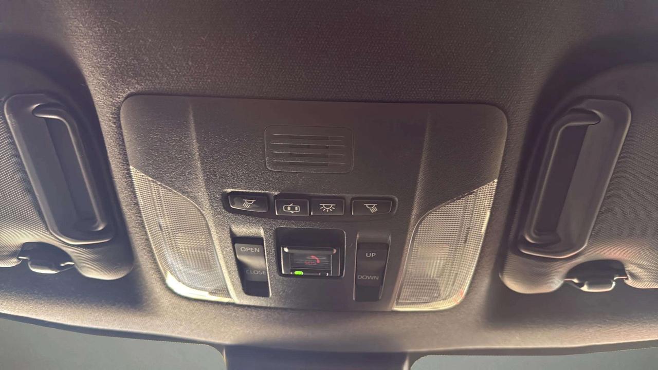 2021 Toyota Corolla SE | SUNROOF | HTD SEATS | PUSH START| CARPLAY Photo