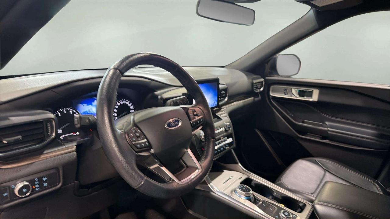 2020 Ford Explorer LIMITED | CLEAN CARFAX | PANO | STARTER | Photo