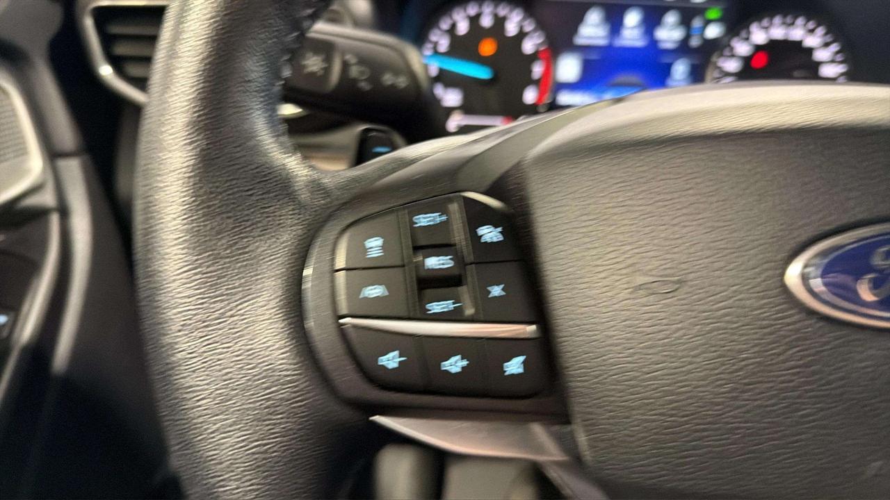 2020 Ford Explorer LIMITED | CLEAN CARFAX | PANO | STARTER | Photo
