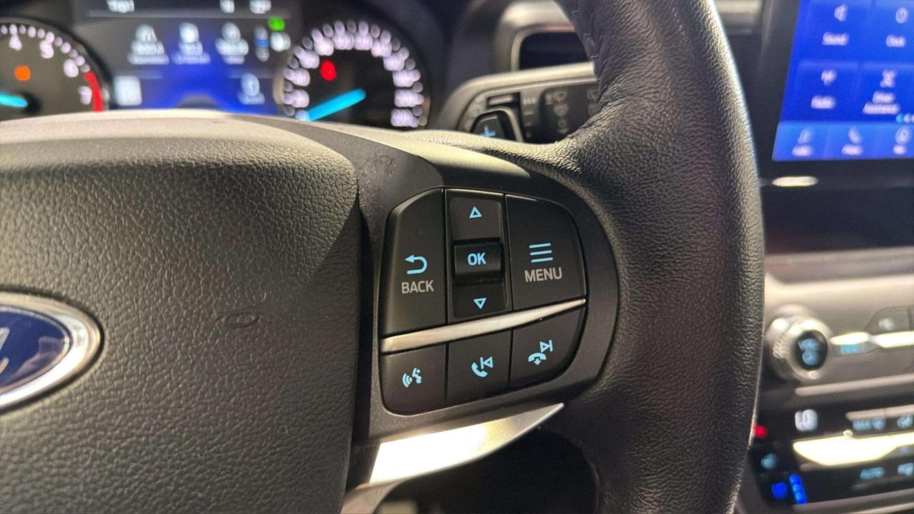 2020 Ford Explorer LIMITED | CLEAN CARFAX | PANO | STARTER | Photo