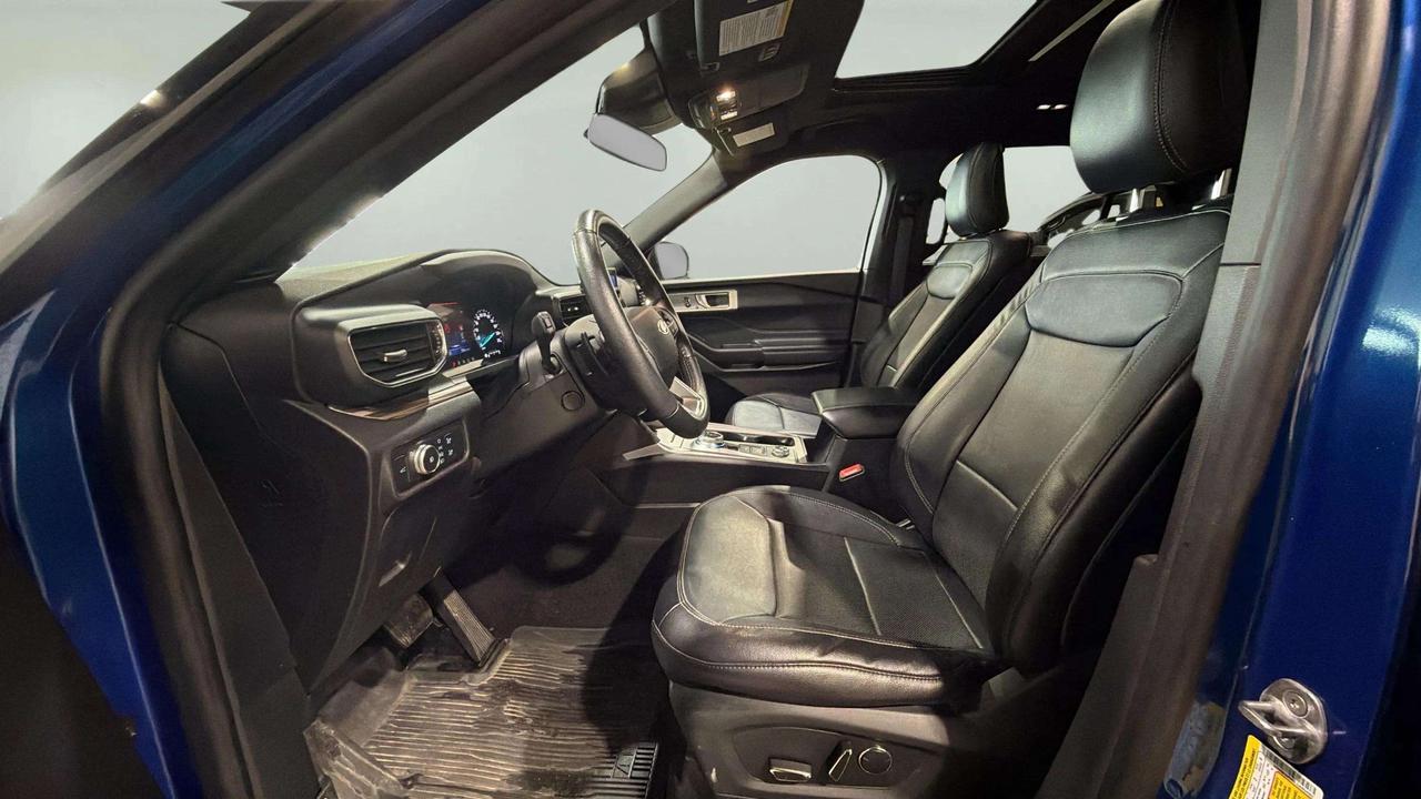 2020 Ford Explorer LIMITED | CLEAN CARFAX | PANO | STARTER | Photo