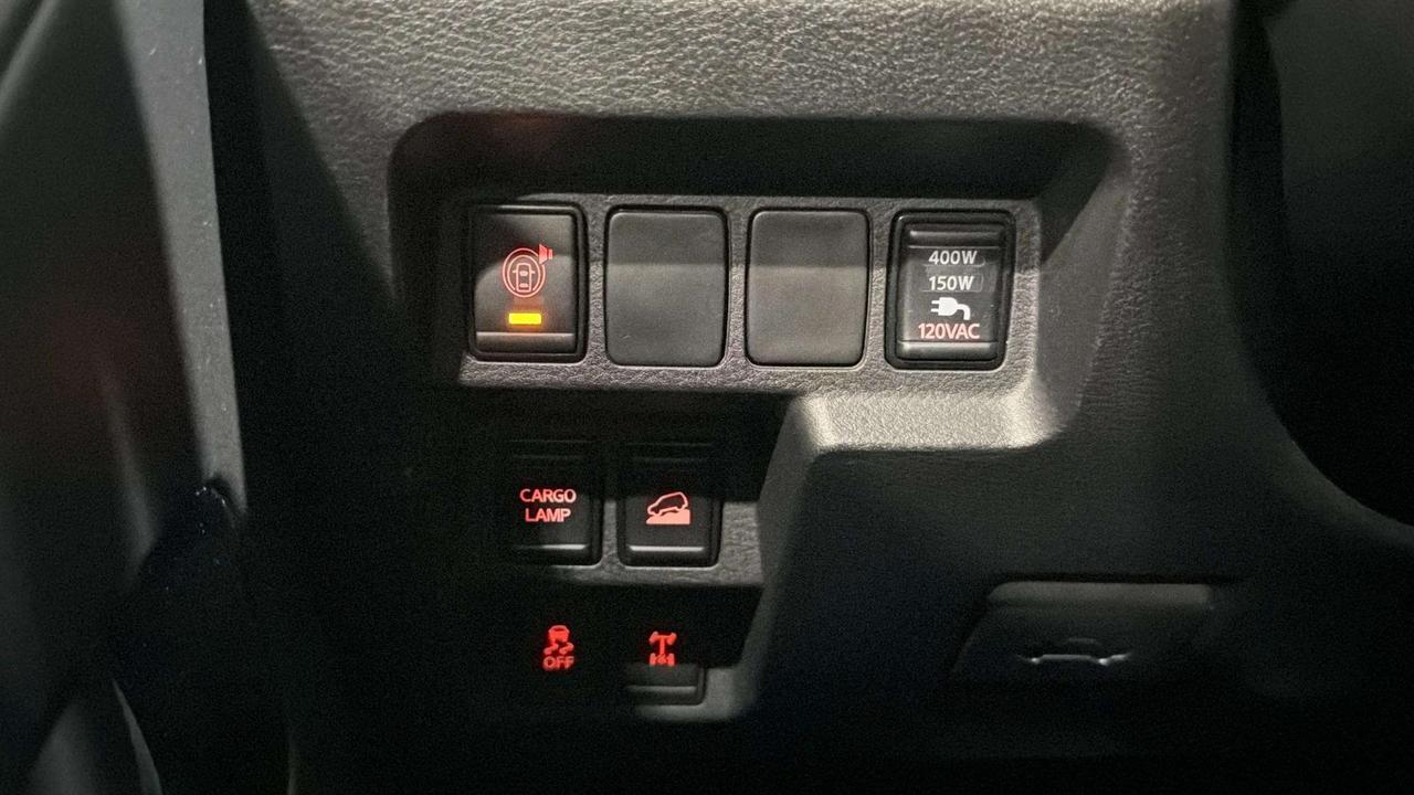 2022 Nissan Frontier PRO- 4X | 1OWNER | LEATHER | SUNROOF| NAVI Photo
