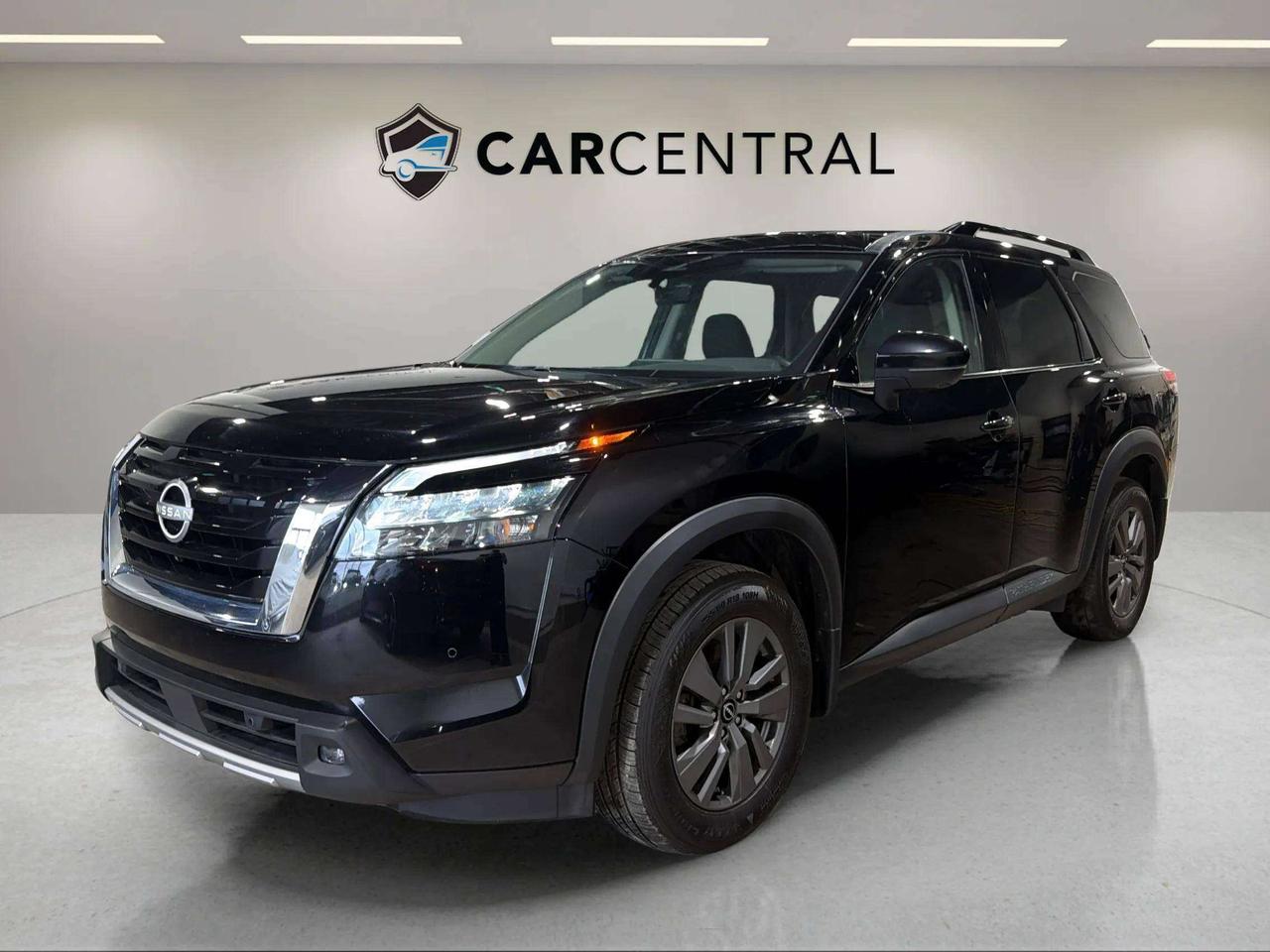 2024 Nissan Pathfinder SV | CLEAN CARFAX | AWD |  1 OWNER | PRO PILOT Photo0