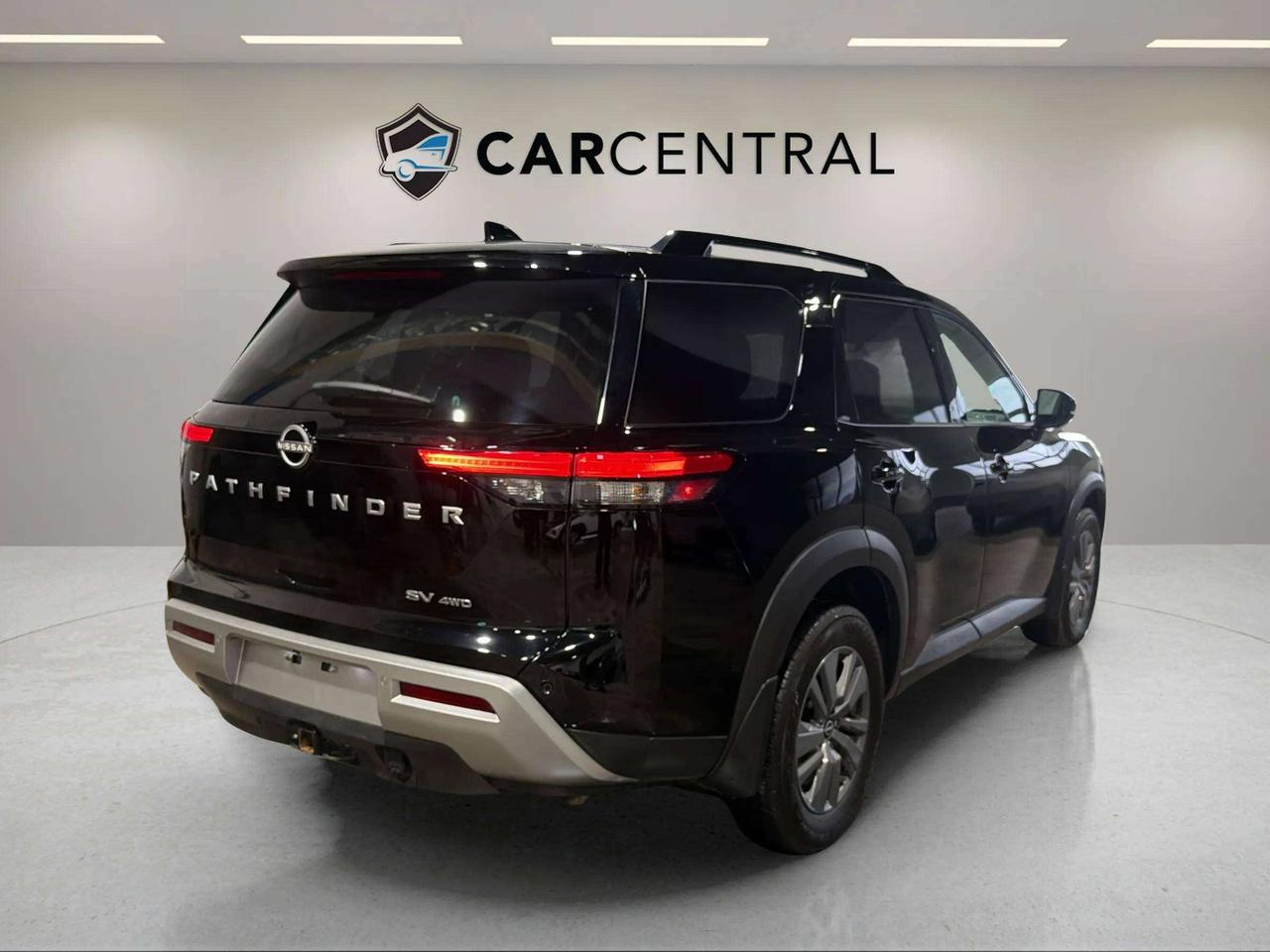 2024 Nissan Pathfinder SV | CLEAN CARFAX | AWD |  1 OWNER | PRO PILOT Photo