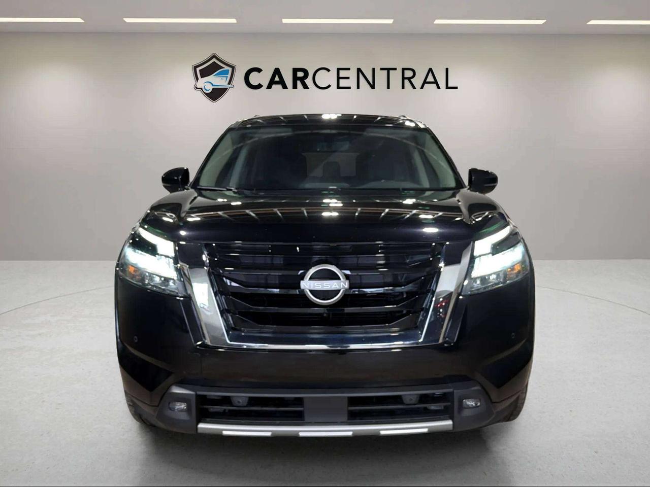 2024 Nissan Pathfinder SV | CLEAN CARFAX | AWD |  1 OWNER | PRO PILOT Photo