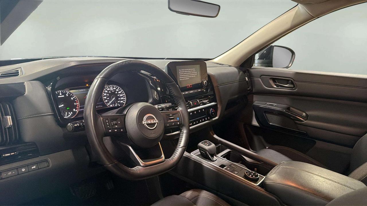 2024 Nissan Pathfinder SV | CLEAN CARFAX | AWD |  1 OWNER | PRO PILOT Photo