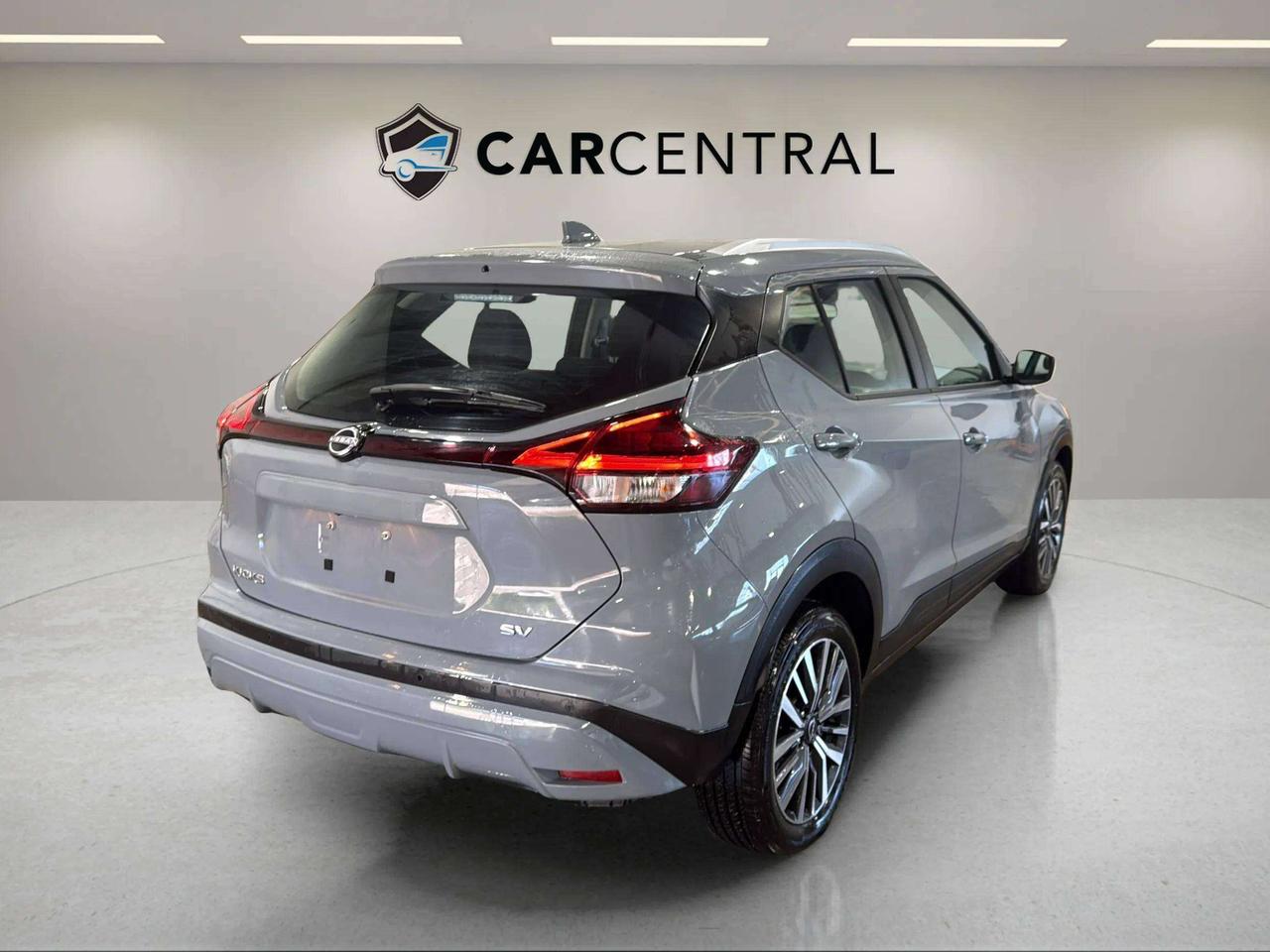 2024 Nissan Kicks SV | CLEAN CARFAX | CARPLAY | HTD SEATS | Photo
