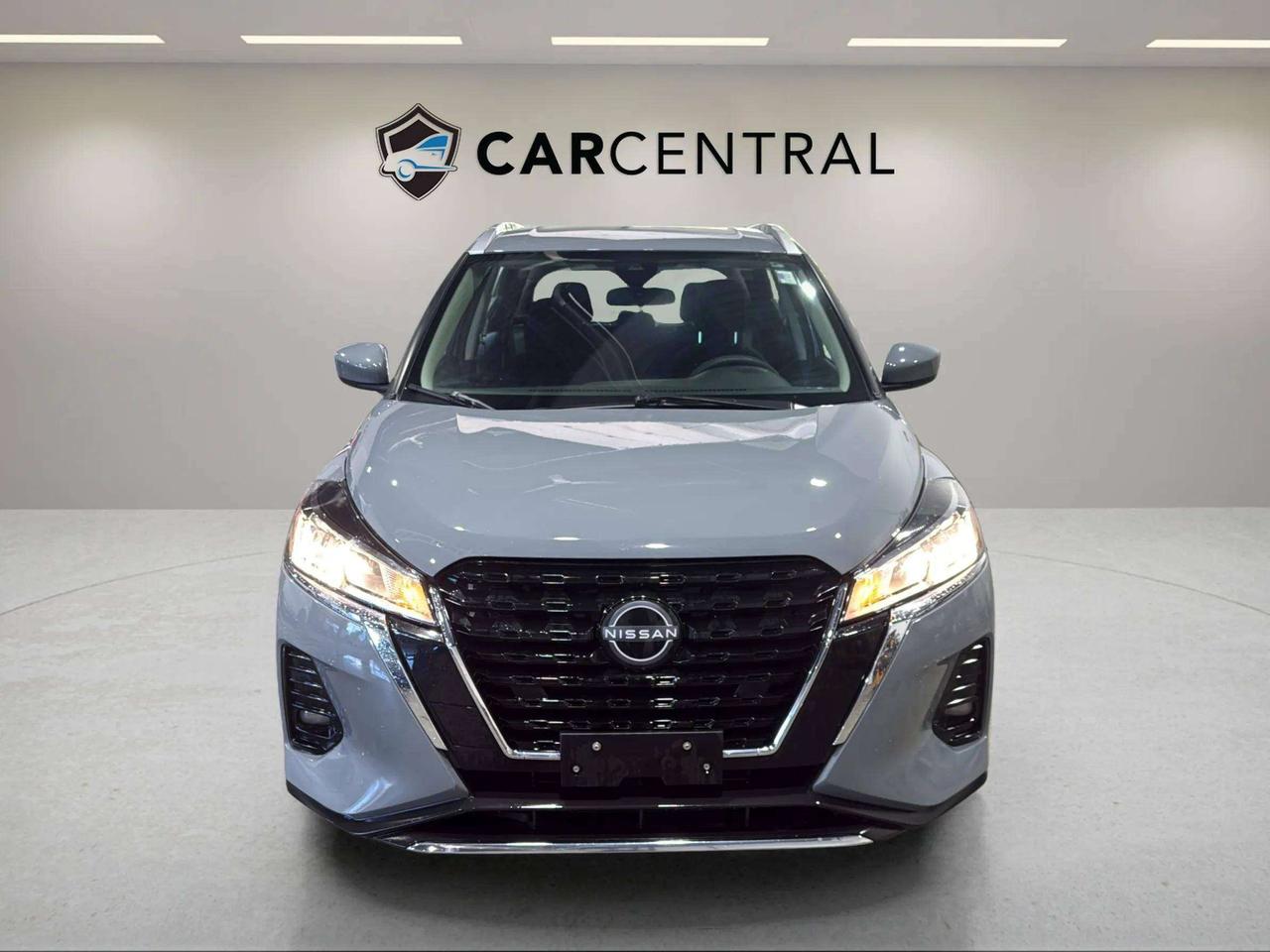 2024 Nissan Kicks SV | CLEAN CARFAX | CARPLAY | HTD SEATS | Photo