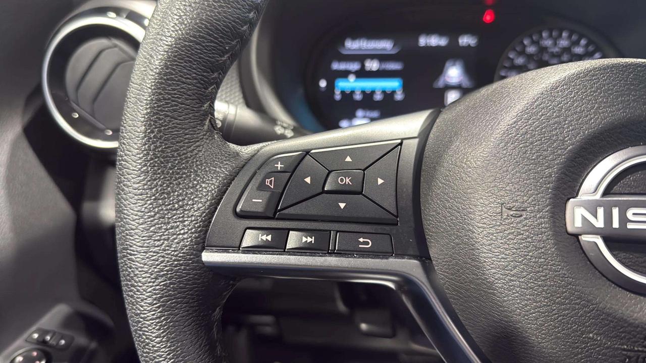 2024 Nissan Kicks SV | CLEAN CARFAX | CARPLAY | HTD SEATS | Photo