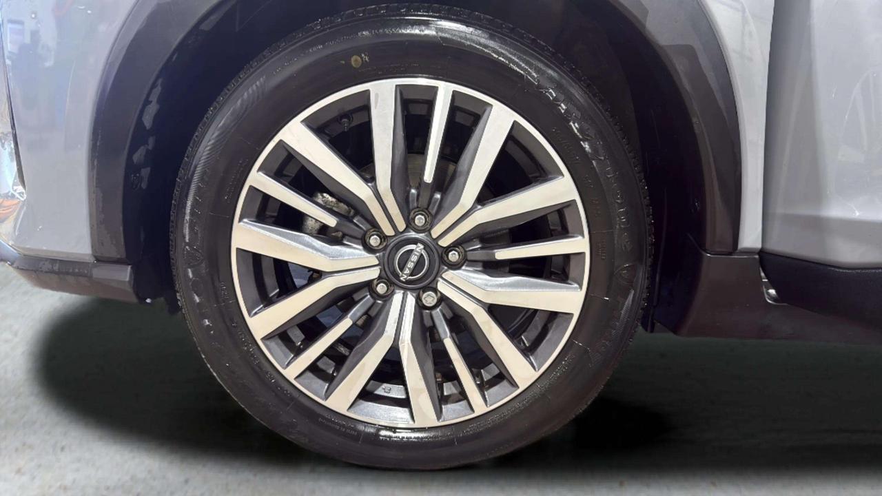 2024 Nissan Kicks SV | CLEAN CARFAX | CARPLAY | HTD SEATS | Photo