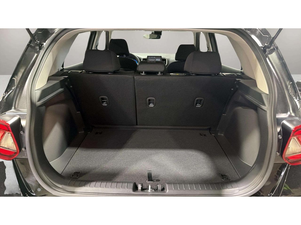 2026 Hyundai Venue ESSENTIAL| CLEAN CARFAX| LANE ASSIST| AWD| CARPLAY Photo