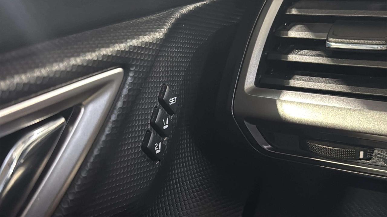 2023 Subaru Forester LIMITED| AWD| SUNROOF| NAVI| LEATHER| CARPLAY Photo