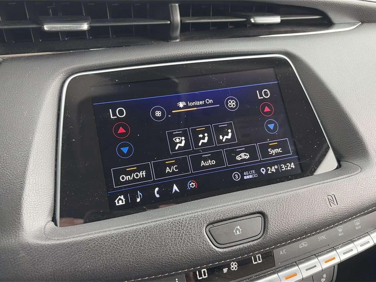 2020 Cadillac XT4 Premium Luxury AWD NEW BRAKES & TIRES| TWIN-CLUTCH | DUAL CLIMATE CONTROL Photo