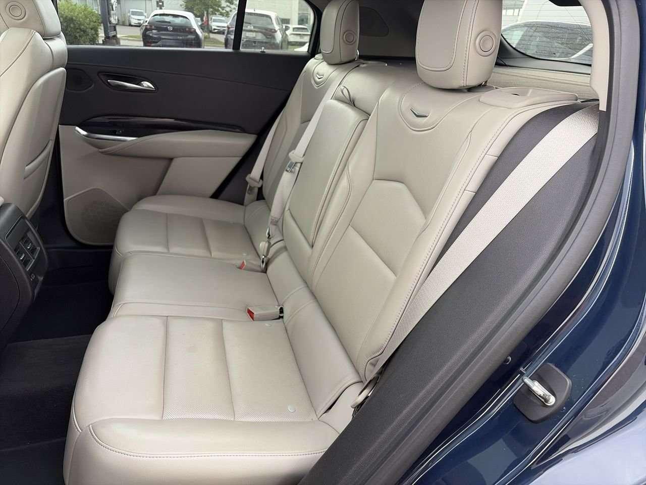 2020 Cadillac XT4 Premium Luxury AWD NEW BRAKES & TIRES| TWIN-CLUTCH | DUAL CLIMATE CONTROL Photo