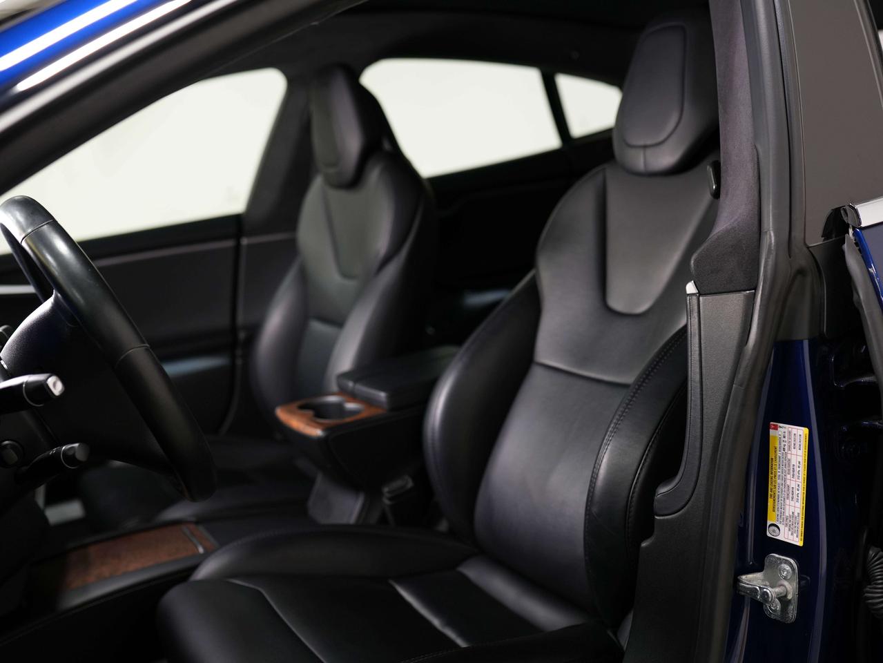 2018 Tesla Model S 100D | WOOD TRIM Photo