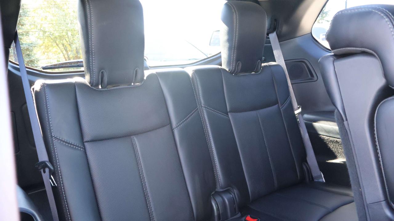 2020 Nissan Pathfinder Platinum | Moonroof Photo