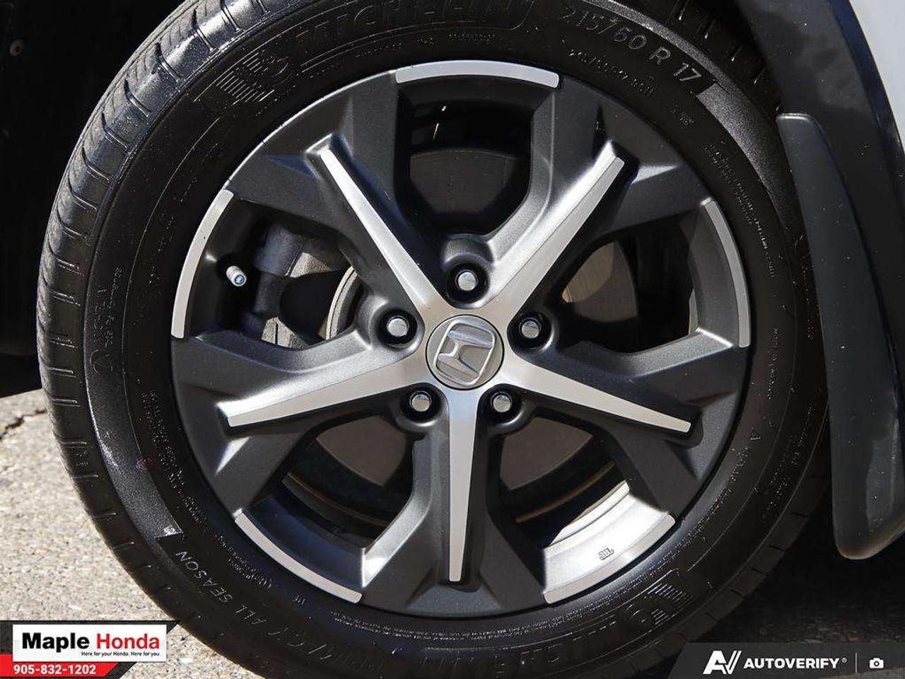 2025 Honda HR-V Leather Seats| Sunroof| Heated Seats| Blind Spot Photo
