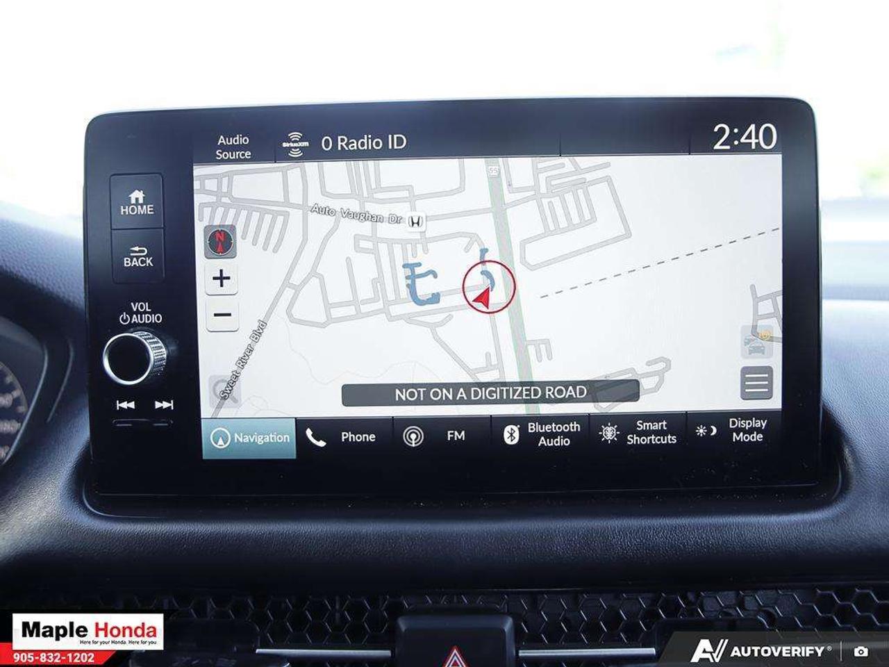 2025 Honda HR-V Leather Seats| Sunroof| Heated Seats| Blind Spot Photo
