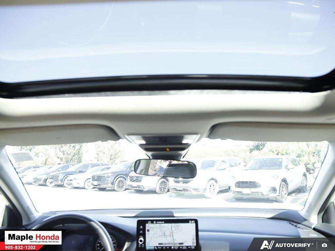 2025 Honda HR-V Leather Seats| Sunroof| Heated Seats| Blind Spot Photo