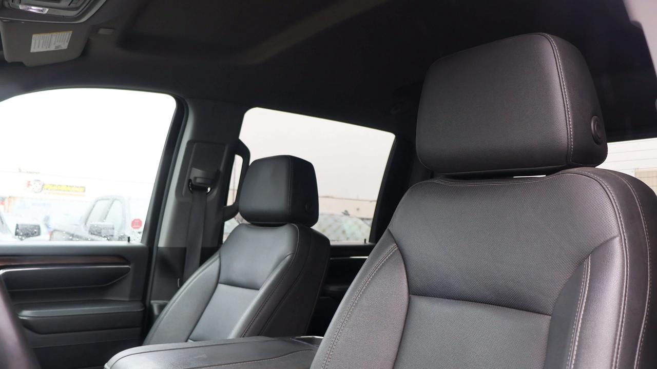 2024 GMC Sierra 2500 HD SLT | Heated Mirrors | Tow Hitch Photo