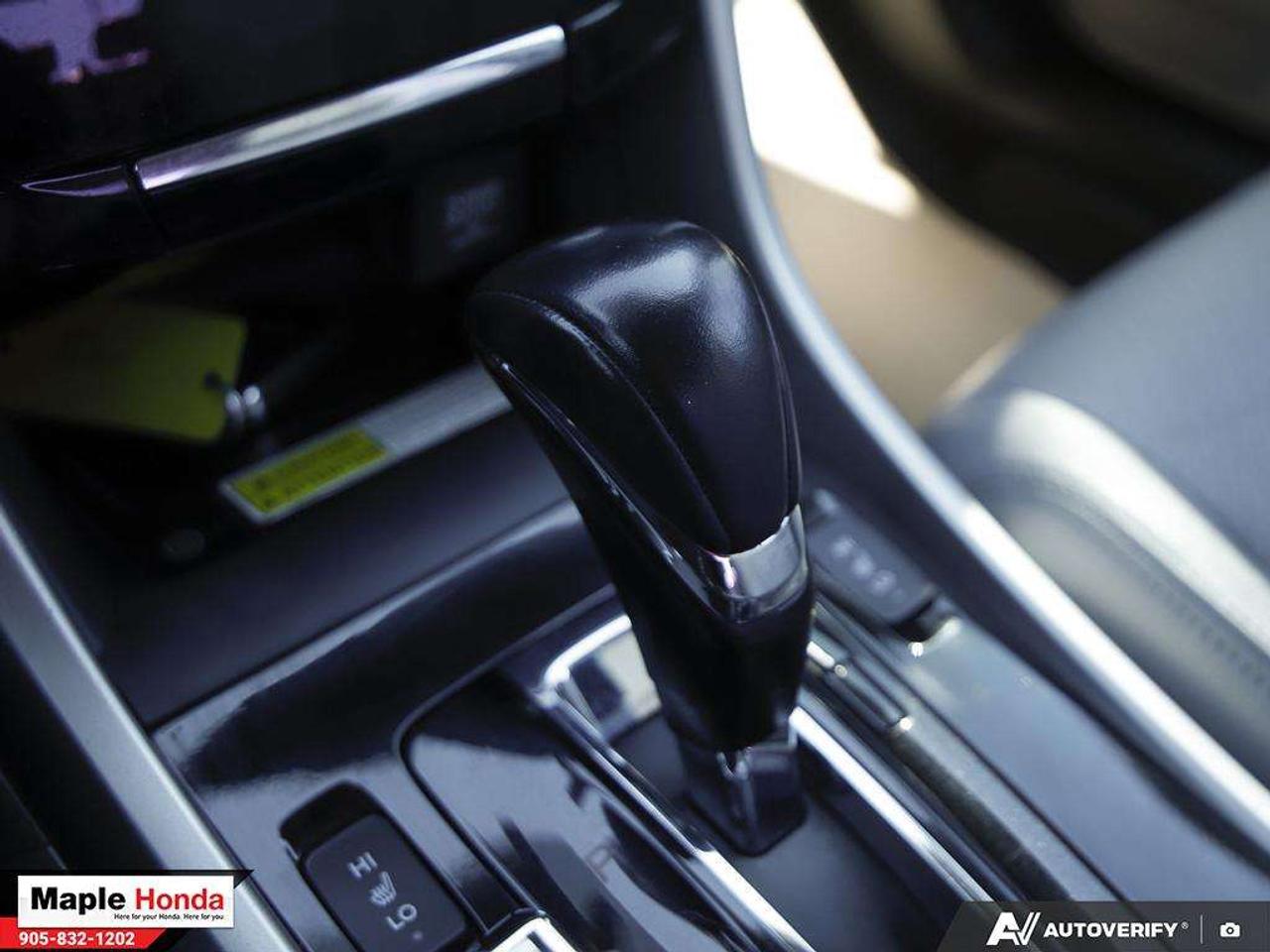 2017 Honda Accord Leather Seats| Navigation| Front and Rear Parking Photo