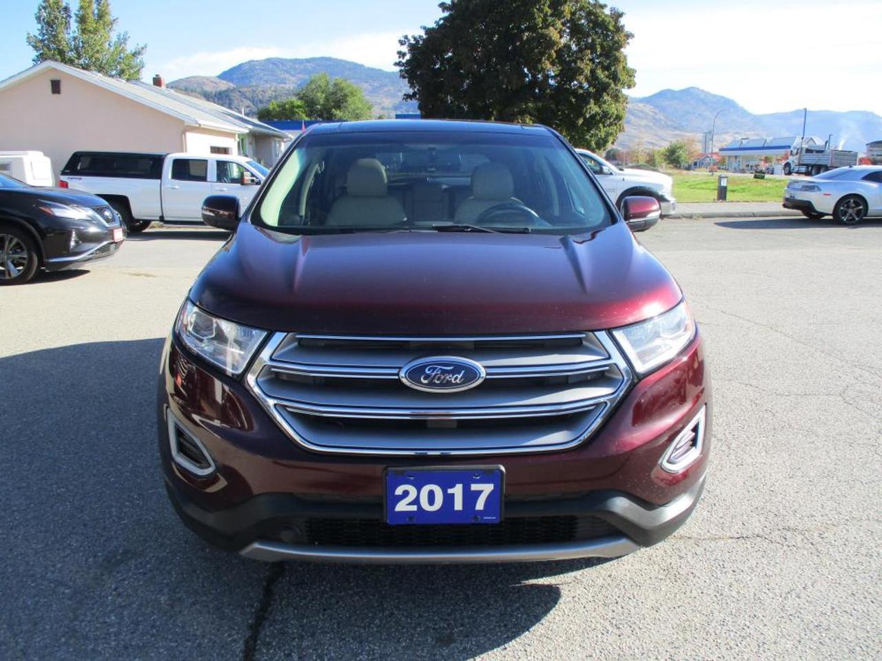 2017 Ford Edge SEL AWD Photo