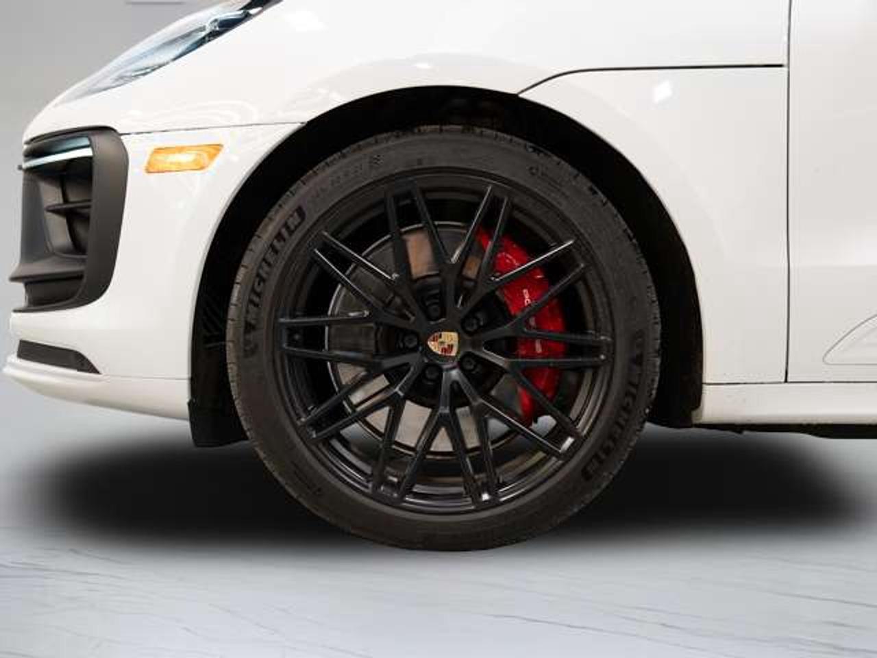 2022 Porsche Macan GTS | PREMIUM PLUS PKG } 21 IN Photo