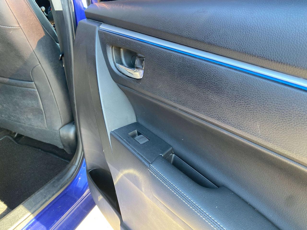 2016 Toyota Corolla S, AUTO, HEATED LEATHER, SUNROOF, BACK UP CAMERA! - Photo #23