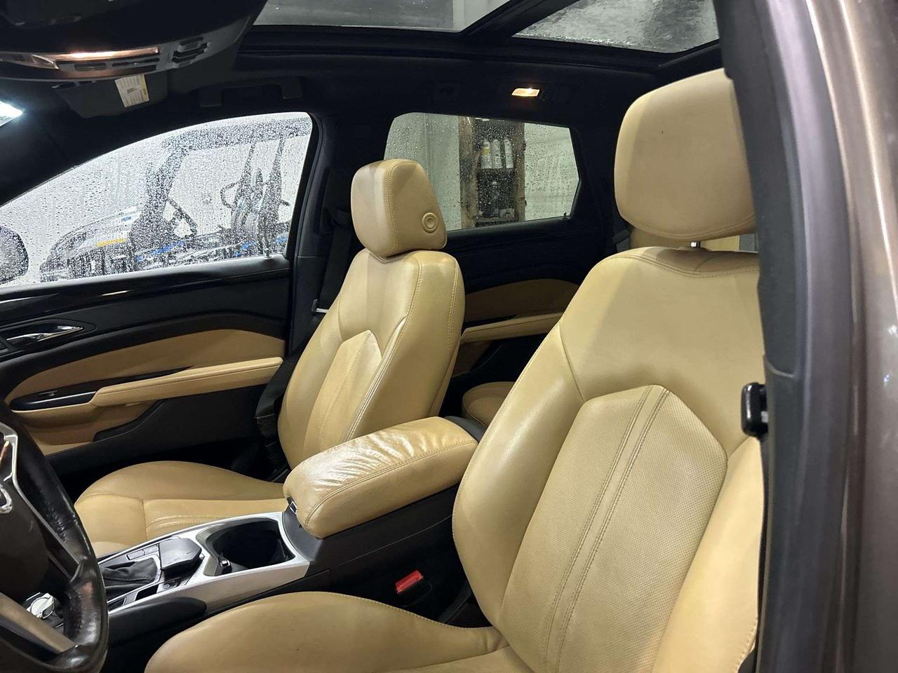 2015 Cadillac SRX PREMIUM AWD | HTD LEATHER | PANO ROOF | BOSE Photo