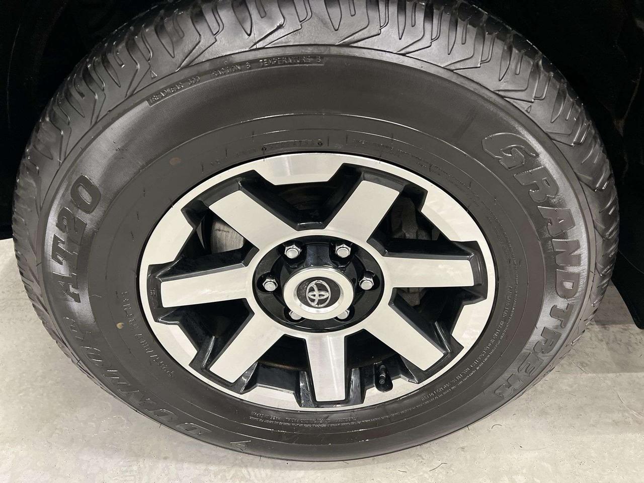 2024 Toyota 4Runner TRD OFF ROAD 4X4 | HTD LEATHER | SUNROOF | 360 CAM Photo